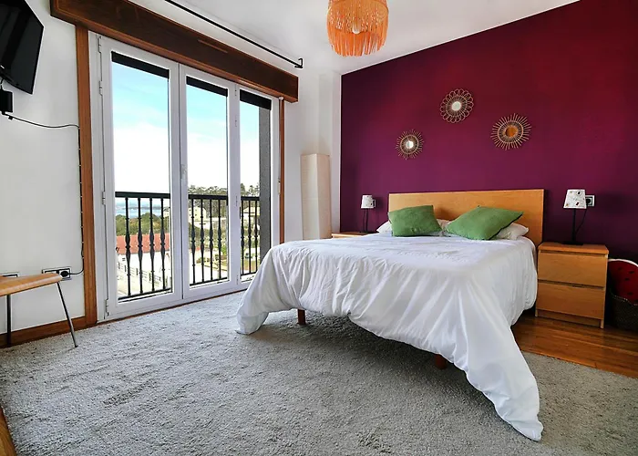 Con Piscina En Playa De A Lanzada 桑亨霍